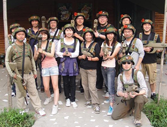 番茄農(nóng)莊野外CS團員合照